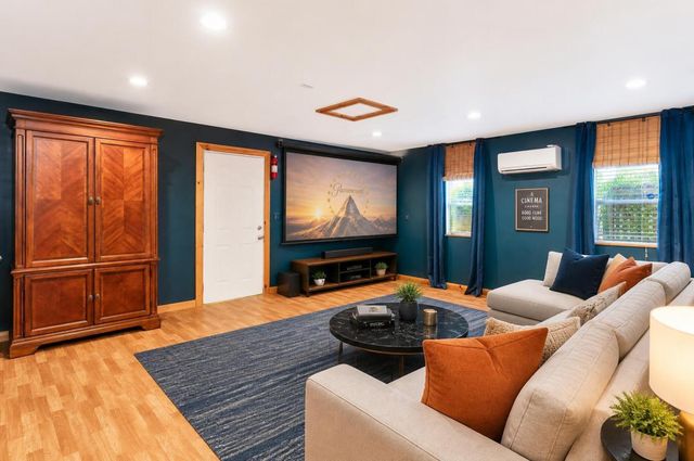 1708 Chamberlain Avenue, Chattanooga, TN 37404
