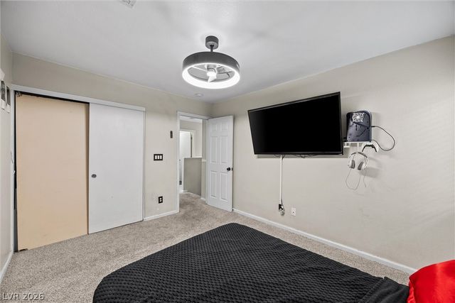 6880 Silver Eagle Avenue, Las Vegas, NV 89122