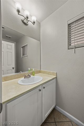 6880 Silver Eagle Avenue, Las Vegas, NV 89122