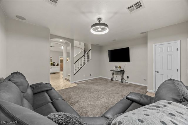 6880 Silver Eagle Avenue, Las Vegas, NV 89122