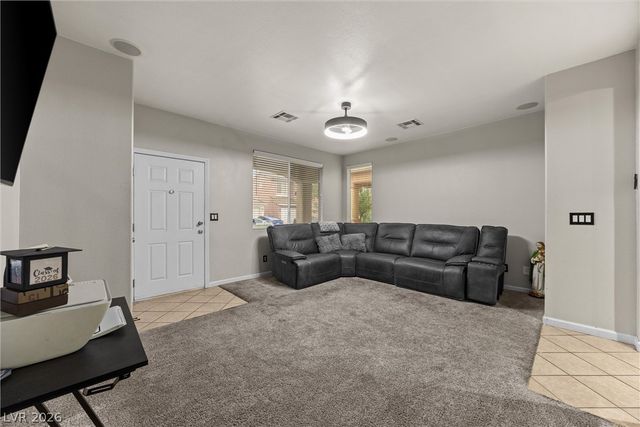 6880 Silver Eagle Avenue, Las Vegas, NV 89122
