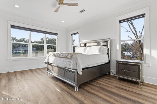 419 Martin Avenue, Ocean Springs, MS 39564