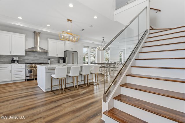 419 Martin Avenue, Ocean Springs, MS 39564