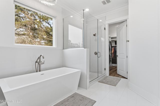 419 Martin Avenue, Ocean Springs, MS 39564