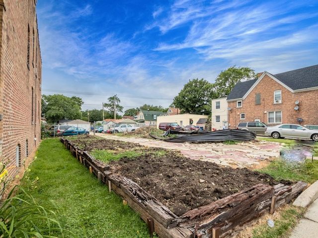 12514 Western Avenue, Blue Island, IL 60406