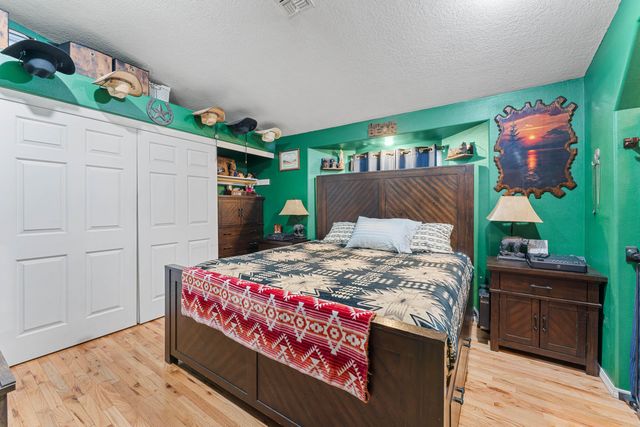 1492 Crooks Creek Road, Selma, OR 97538