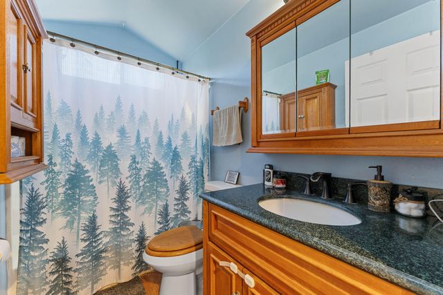 1492 Crooks Creek Road, Selma, OR 97538