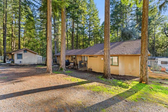 1492 Crooks Creek Road, Selma, OR 97538