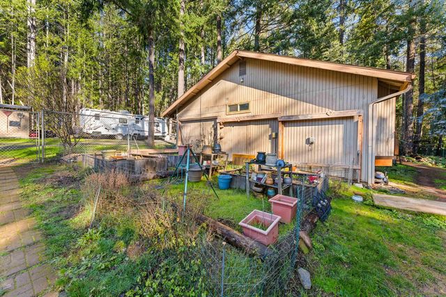 1492 Crooks Creek Road, Selma, OR 97538