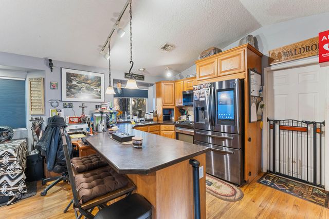 1492 Crooks Creek Road, Selma, OR 97538