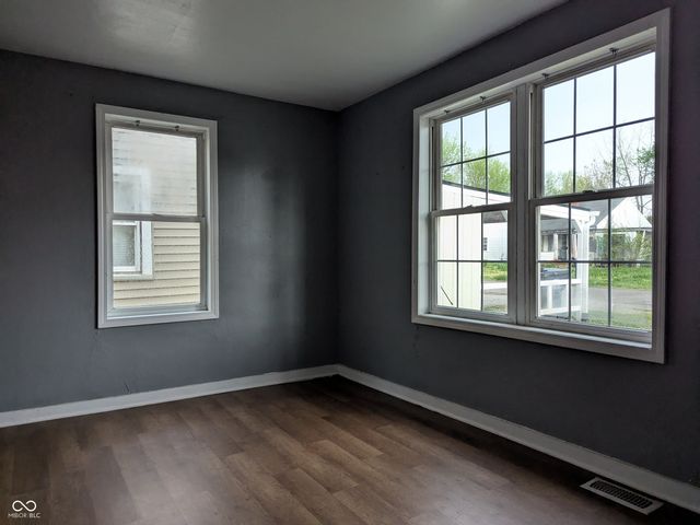 3816 N Saint Charles Street N, Anderson, IN 46013