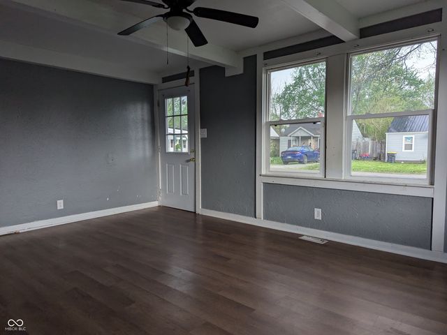 3816 N Saint Charles Street N, Anderson, IN 46013