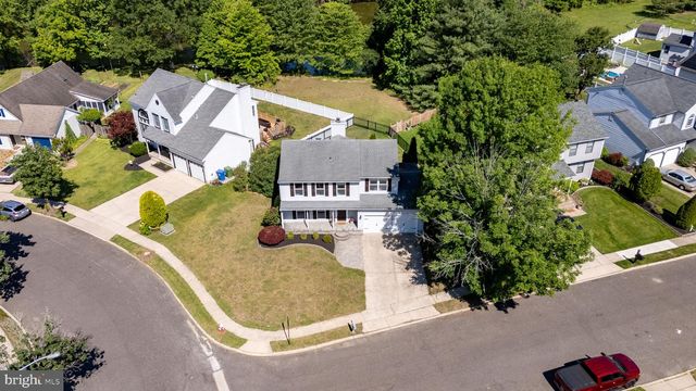 1 HASTINGS CT, Marlton, NJ 08053