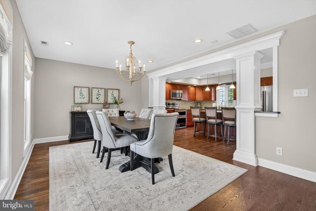 1 HASTINGS CT, Marlton, NJ 08053