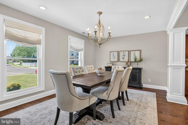 1 HASTINGS CT, Marlton, NJ 08053