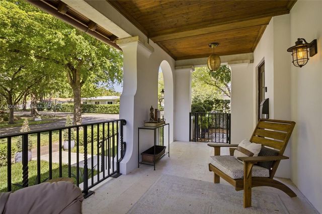 1103 Pizarro St, Coral Gables, FL 33134