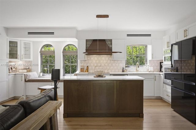 1103 Pizarro St, Coral Gables, FL 33134