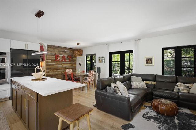 1103 Pizarro St, Coral Gables, FL 33134
