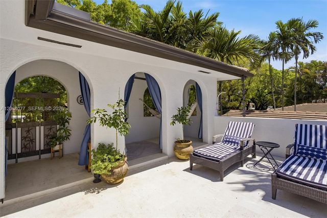 1103 Pizarro St, Coral Gables, FL 33134