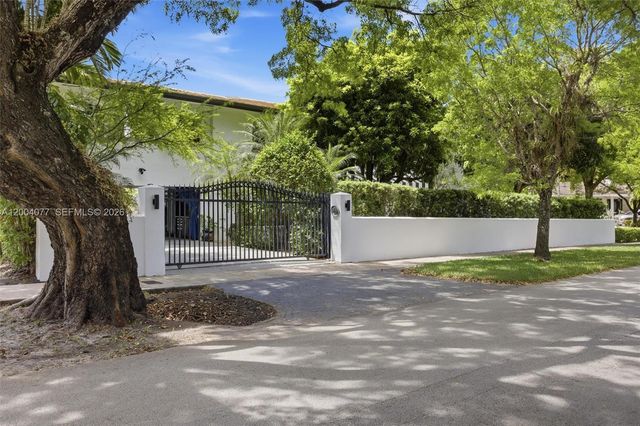 1103 Pizarro St, Coral Gables, FL 33134