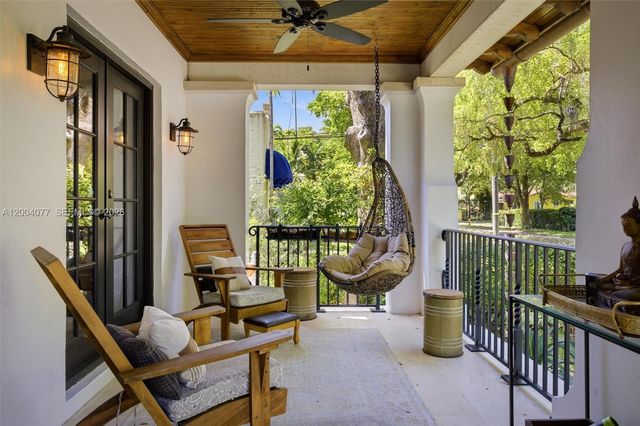 1103 Pizarro St, Coral Gables, FL 33134