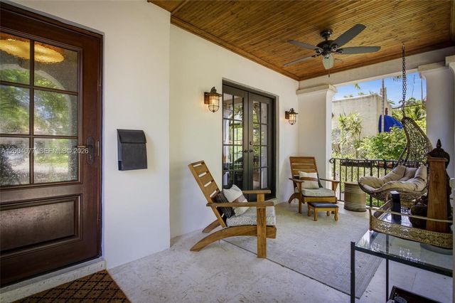 1103 Pizarro St, Coral Gables, FL 33134