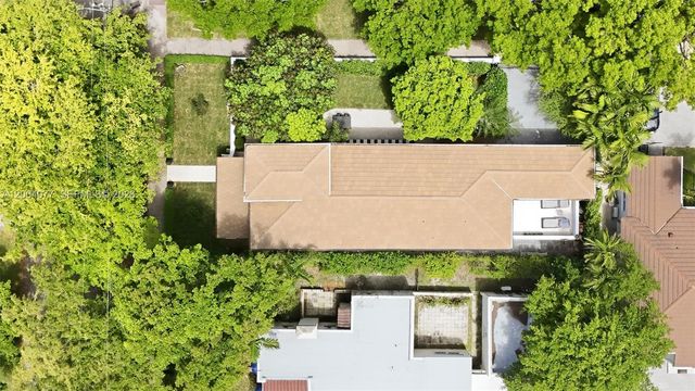 1103 Pizarro St, Coral Gables, FL 33134