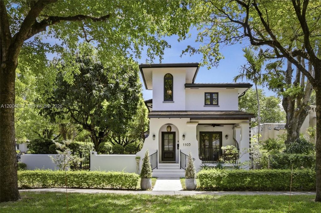 1103 Pizarro St, Coral Gables, FL 33134
