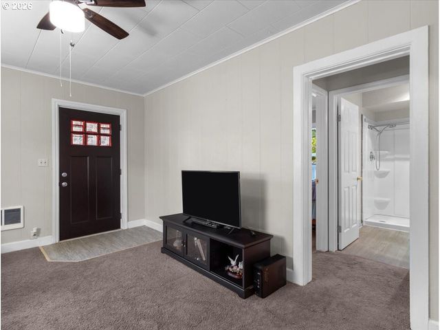 3053 GARFIELD St, Longview, WA 98632