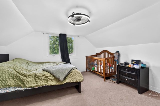 2049 S 72nd STREET, West Allis, WI 53219