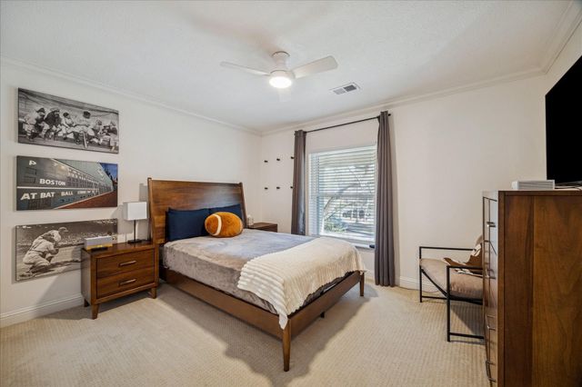 57 Fire Flicker Place, The Woodlands, TX 77381