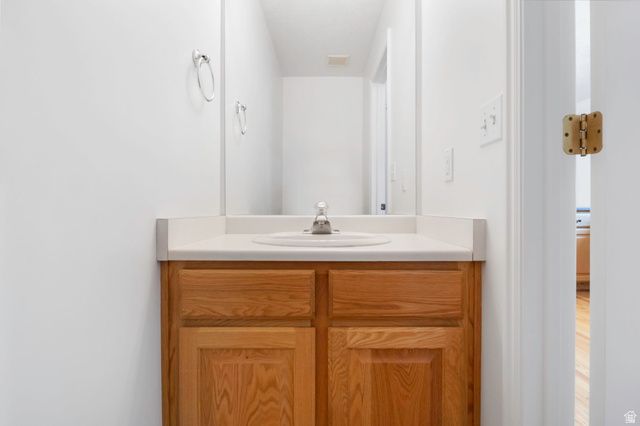 4467 S HAMPTON CREST CV, Millcreek, UT 84124