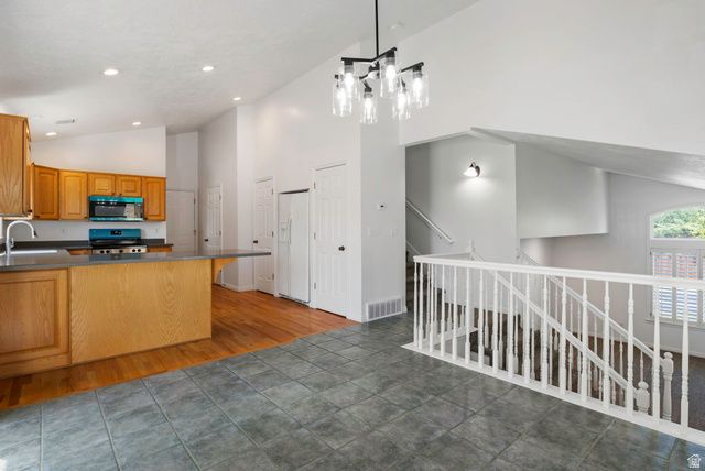 4467 S HAMPTON CREST CV, Millcreek, UT 84124