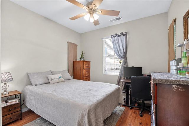 9222 Dairy St, Elk Grove, CA 95624