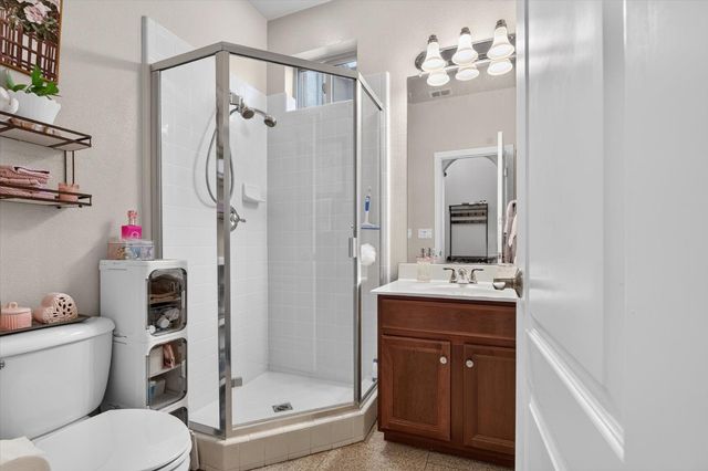 9222 Dairy St, Elk Grove, CA 95624