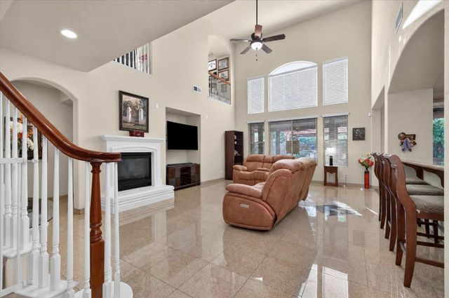 9222 Dairy St, Elk Grove, CA 95624