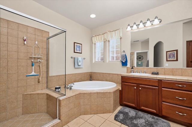 9222 Dairy St, Elk Grove, CA 95624