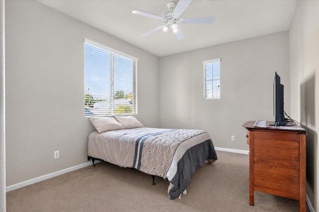 9222 Dairy St, Elk Grove, CA 95624