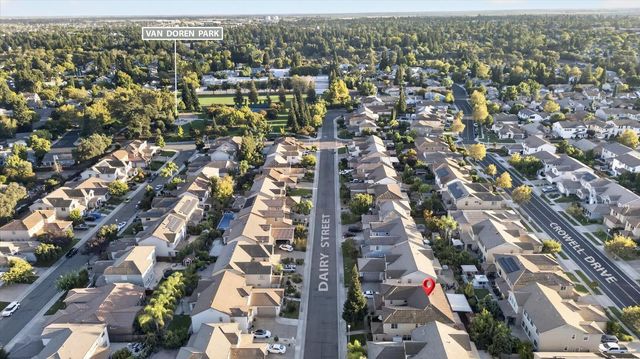9222 Dairy St, Elk Grove, CA 95624