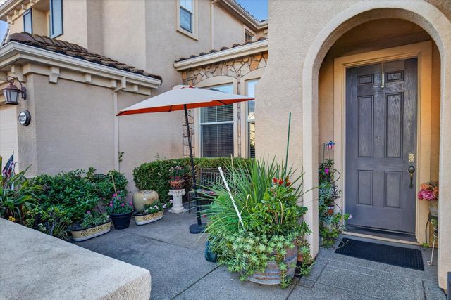 9222 Dairy St, Elk Grove, CA 95624