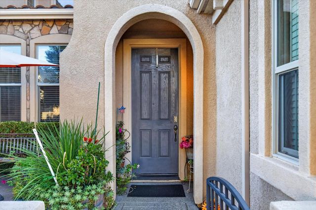 9222 Dairy St, Elk Grove, CA 95624
