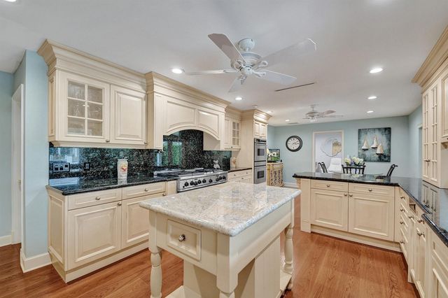 163 Nurmi Drive, Fort Lauderdale, FL 33301