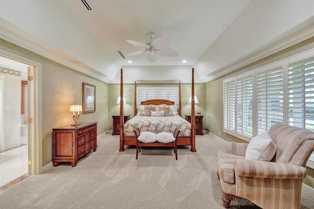 163 Nurmi Drive, Fort Lauderdale, FL 33301