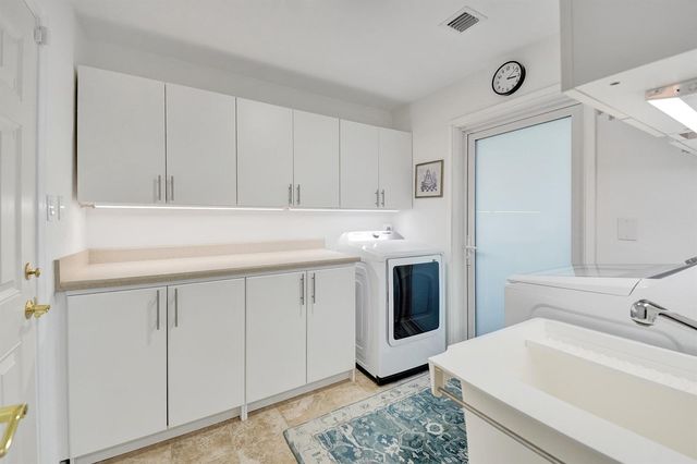 163 Nurmi Drive, Fort Lauderdale, FL 33301