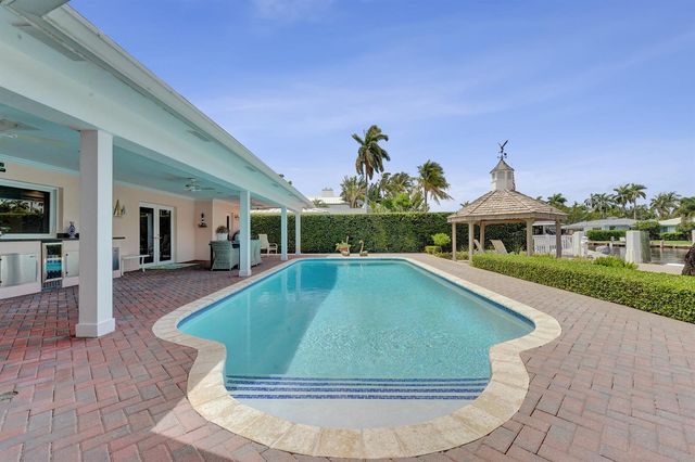 163 Nurmi Drive, Fort Lauderdale, FL 33301