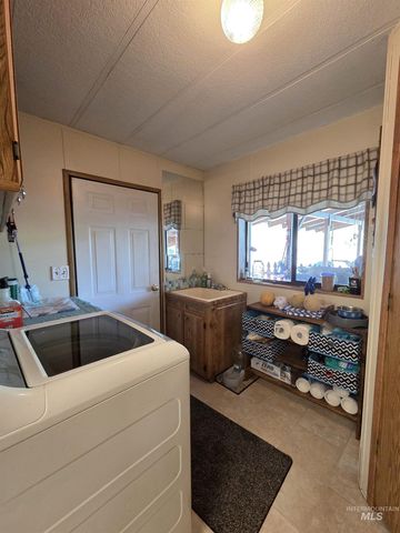 167 Beaverslide Rd, Kamiah, ID 83536
