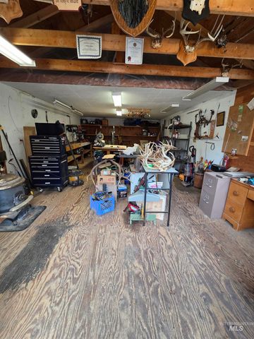 167 Beaverslide Rd, Kamiah, ID 83536