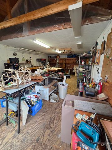 167 Beaverslide Rd, Kamiah, ID 83536