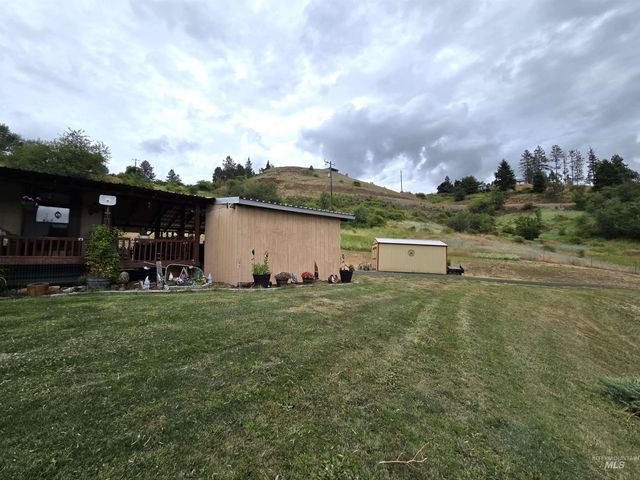 167 Beaverslide Rd, Kamiah, ID 83536