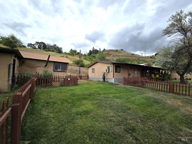 167 Beaverslide Rd, Kamiah, ID 83536